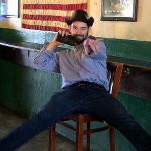 Meet your Posher, Robert